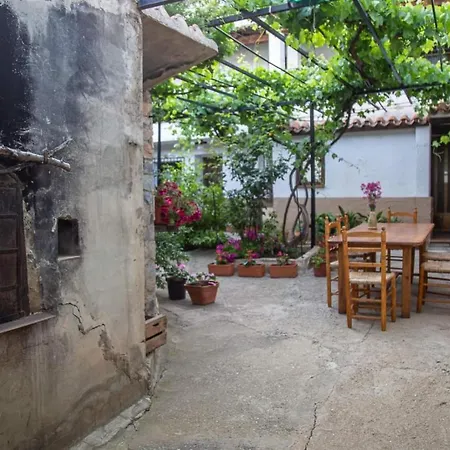 Aldea De Boche Holiday home Yeste